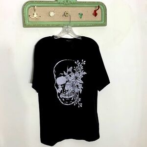 Bolongaro Trevor Skull Flower short sleeve T-shirt small new with tags black
